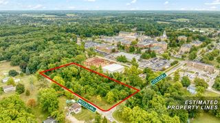 55 Mcclellan Street, Hillsdale, MI 49242