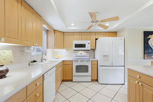 4208 ROXANE BOULEVARD 95, Sarasota, FL 34235