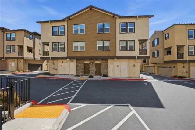 205 Mission Villas Road, San Marcos, CA 92069