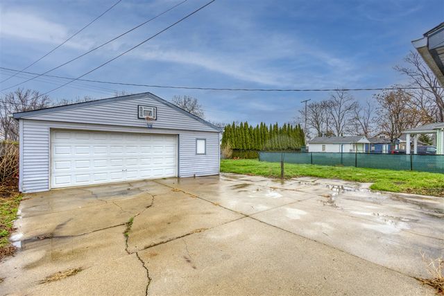13679 Sidonie Avenue, Warren, MI 48089