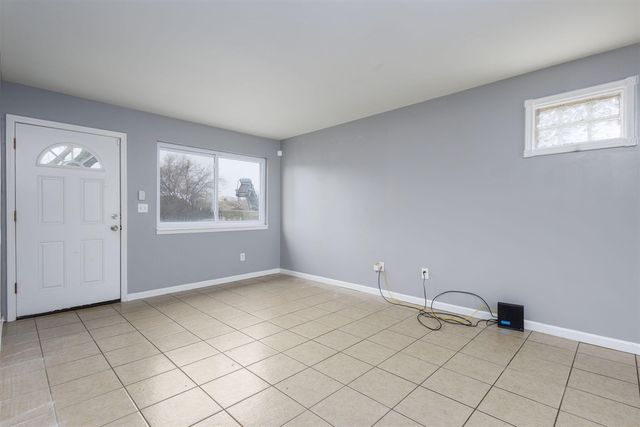 13679 Sidonie Avenue, Warren, MI 48089