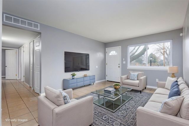 13679 Sidonie Avenue, Warren, MI 48089