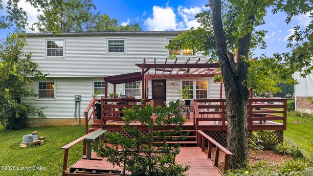 4510 Shenandoah Dr, Louisville, KY 40241