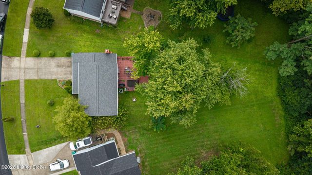4510 Shenandoah Dr, Louisville, KY 40241