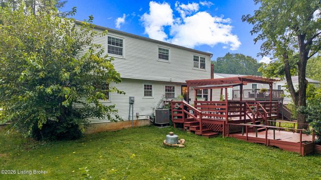 4510 Shenandoah Dr, Louisville, KY 40241
