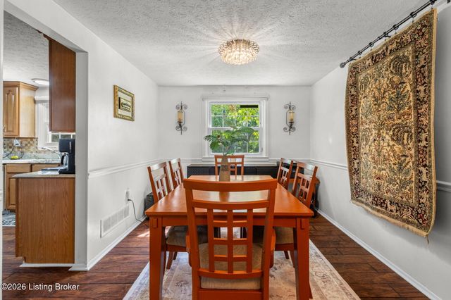 4510 Shenandoah Dr, Louisville, KY 40241