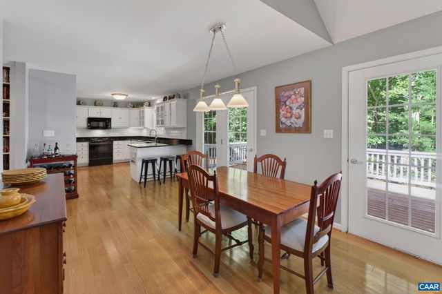 8 ROCKWOOD LN, Palmyra, VA 22963