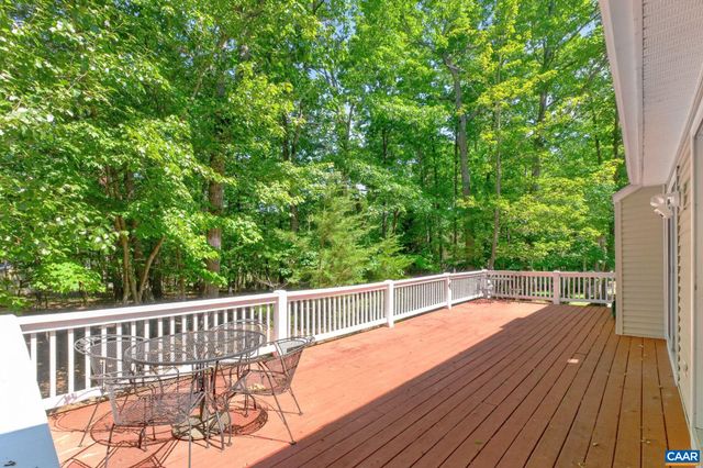 8 ROCKWOOD LN, Palmyra, VA 22963
