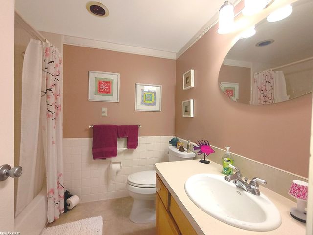 165 S Water Street, Marine City, MI 48039