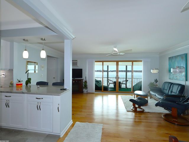 165 S Water Street, Marine City, MI 48039