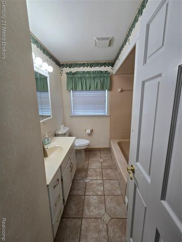 635 Sunset Drive, Imlay City, MI 48444