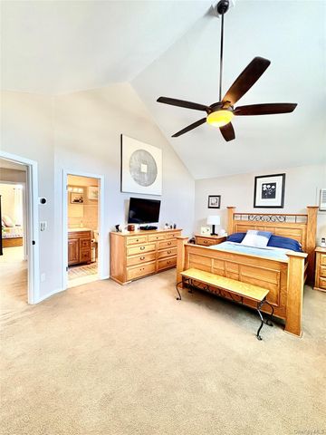 5 Lea Avenue, Manorville, NY 11949