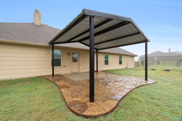 7207 Veal Station Road, Weatherford, TX 76085