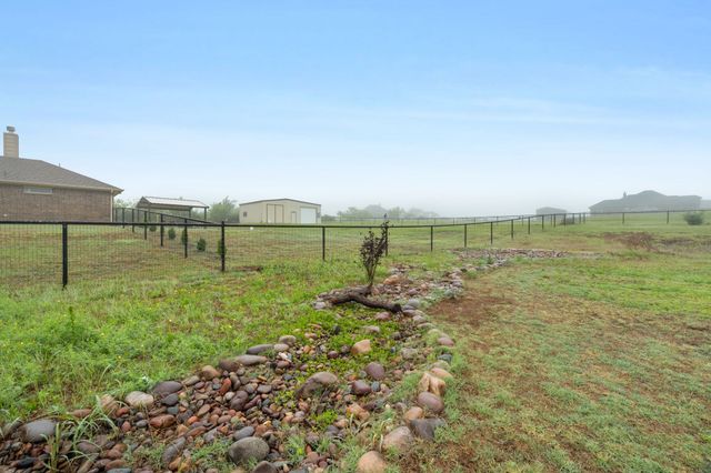 7207 Veal Station Road, Weatherford, TX 76085