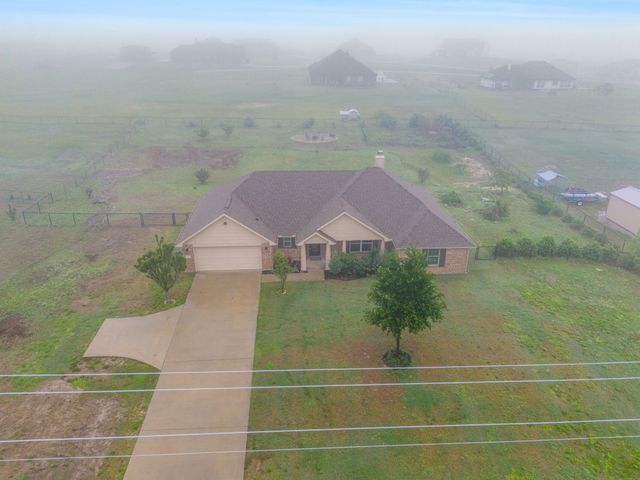 7207 Veal Station Road, Weatherford, TX 76085