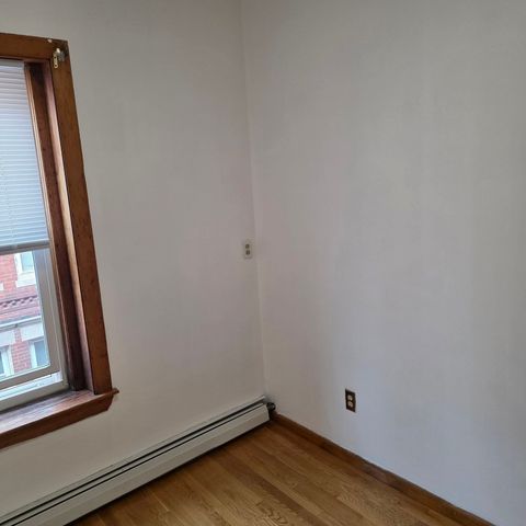 7 Margaret St 6, Boston, MA 02113