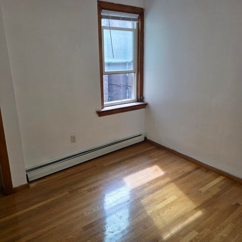 7 Margaret St 6, Boston, MA 02113
