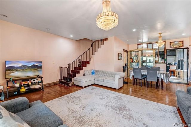 31 Antwerp Street, Buffalo, NY 14211