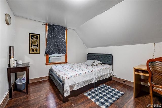 31 Antwerp Street, Buffalo, NY 14211