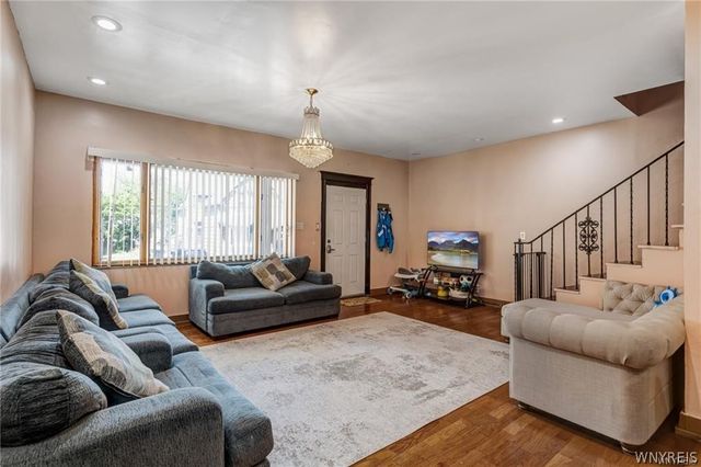 31 Antwerp Street, Buffalo, NY 14211