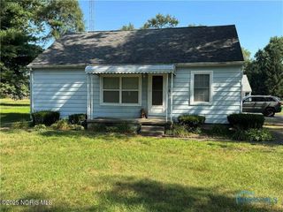 7944 Hill Avenue, Holland, OH 43528