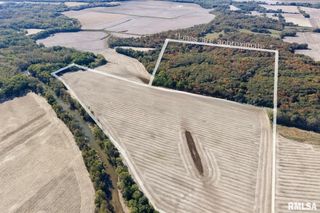 000 3100 East Avenue, Cowden, IL 62422