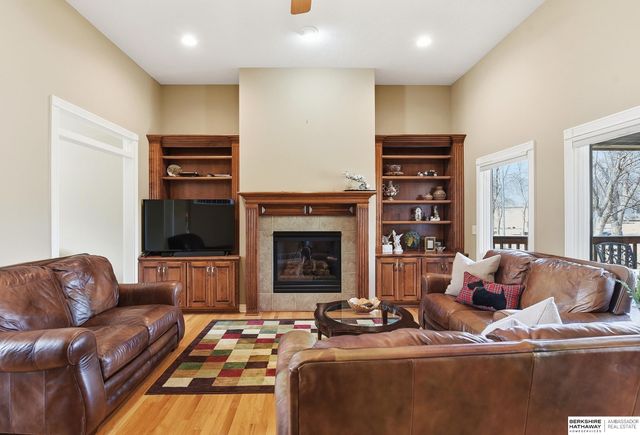 19534 Marcy Street, Elkhorn, NE 68002