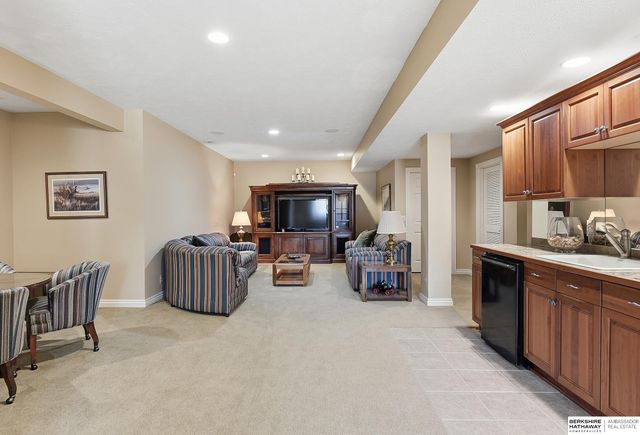 19534 Marcy Street, Elkhorn, NE 68002