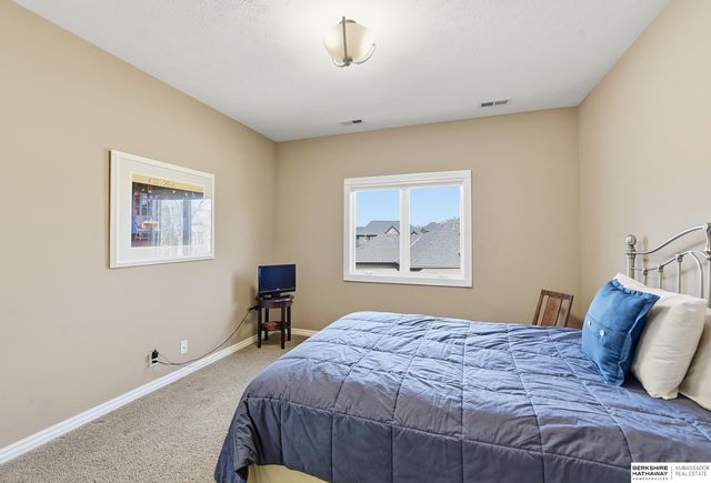 19534 Marcy Street, Elkhorn, NE 68002