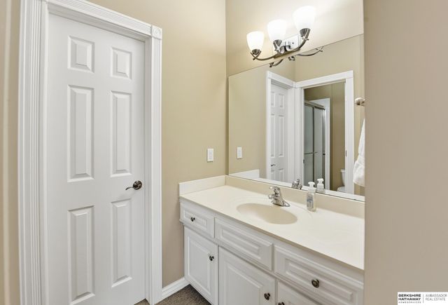 19534 Marcy Street, Elkhorn, NE 68002