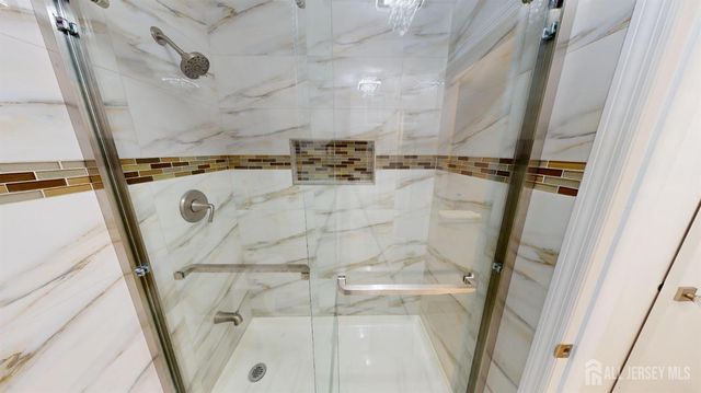 9-c Aspen Plaza, Monroe, NJ 08831