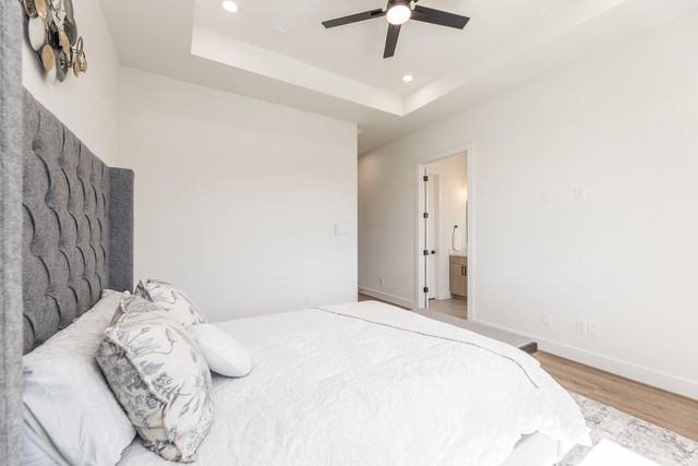 311 E 34th Street B, Houston, TX 77018