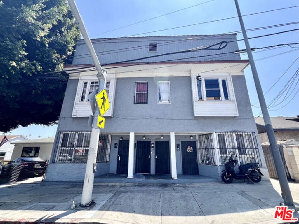 3260 E 4th Street, Los Angeles, CA 90063