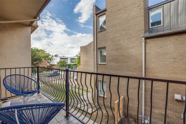 1914 Euclid Avenue B, Dallas, TX 75206