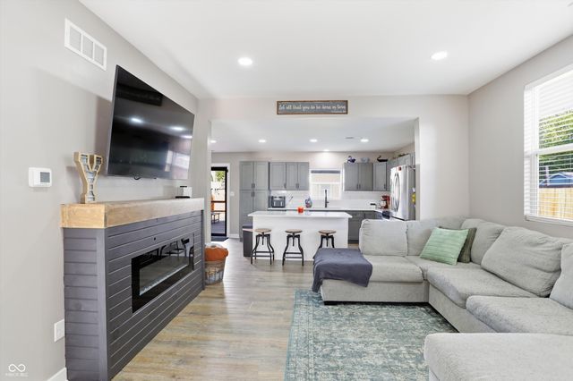 7719 Huff Street, Indianapolis, IN 46259