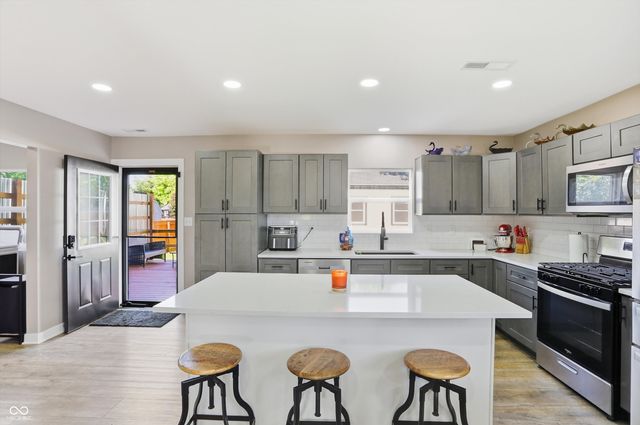 7719 Huff Street, Indianapolis, IN 46259