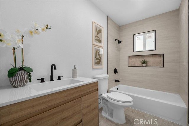 509 S Glenarbor, Santa Ana, CA 92704