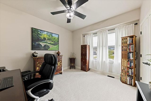 914 Zennor Lane, Raymore, MO 64083