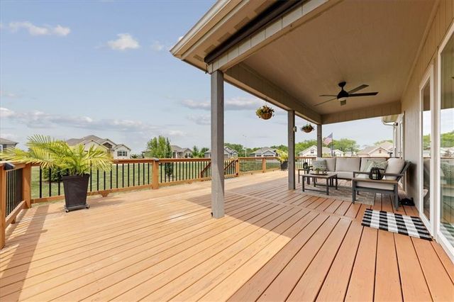 914 Zennor Lane, Raymore, MO 64083