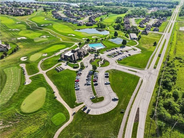 914 Zennor Lane, Raymore, MO 64083