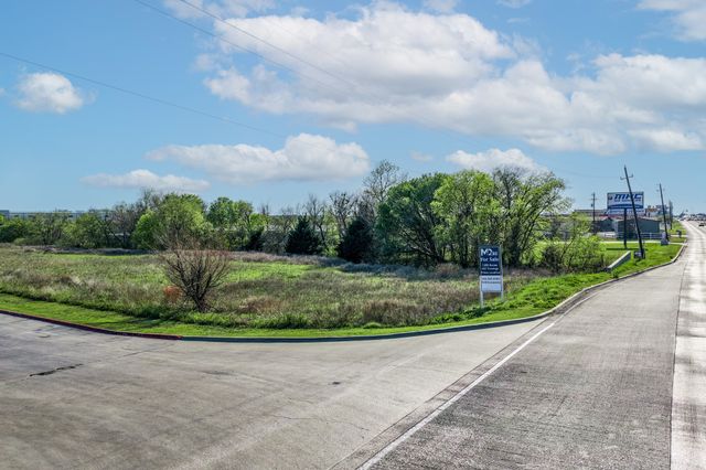 1970 I-30, Rockwall, TX 75087