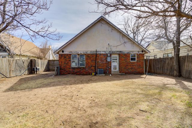 2120 26th Street, Lubbock, TX 79411