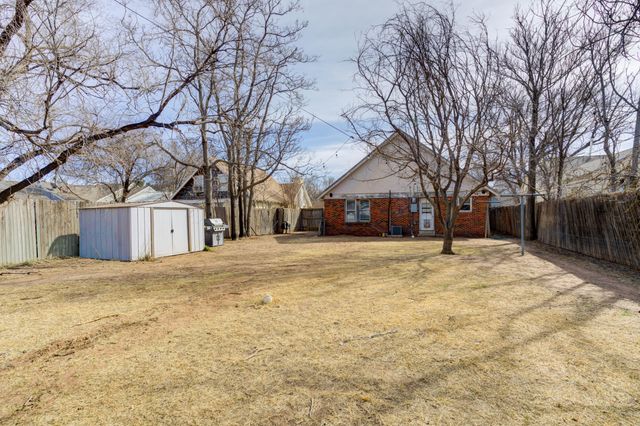 2120 26th Street, Lubbock, TX 79411