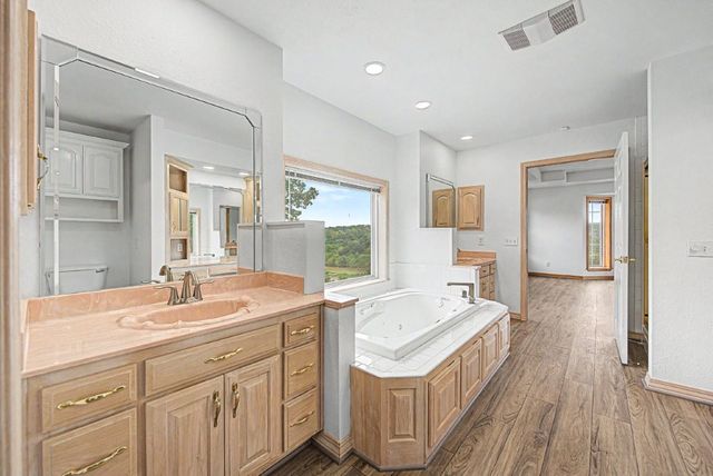 25 Eddleston Drive, Bella Vista, AR 72715