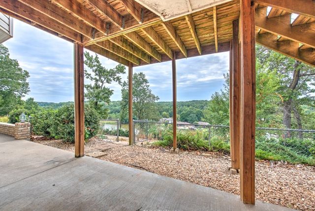 25 Eddleston Drive, Bella Vista, AR 72715