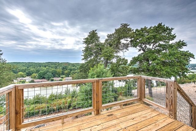 25 Eddleston Drive, Bella Vista, AR 72715