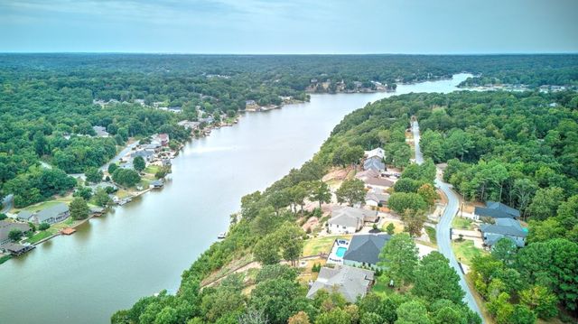25 Eddleston Drive, Bella Vista, AR 72715