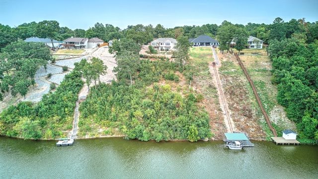 25 Eddleston Drive, Bella Vista, AR 72715