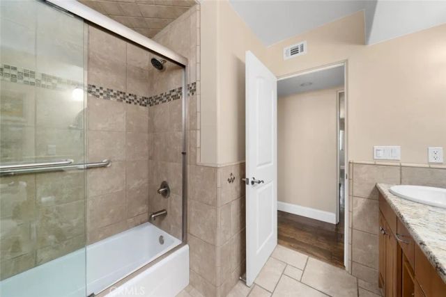 100 Pismo Avenue 106, Pismo Beach, CA 93449