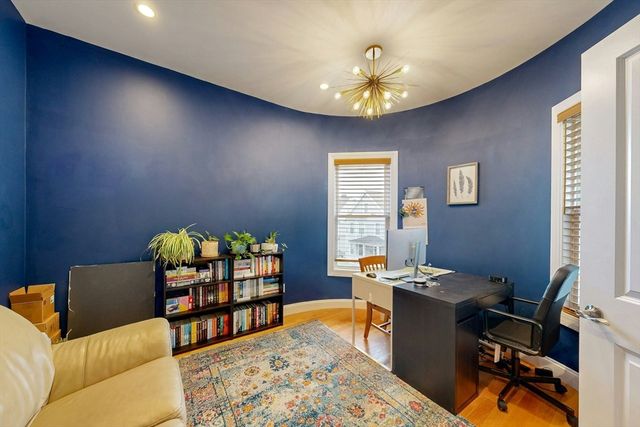 27 Thornley St 2, Boston, MA 02125